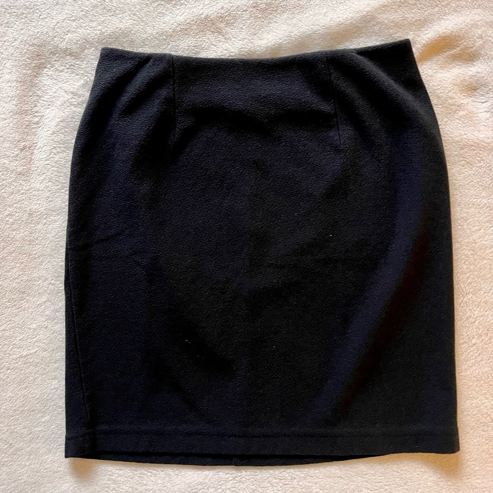 Express Tricot size medium, black pencil skirt